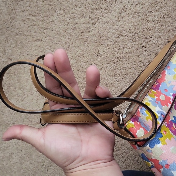 Coach floral purse - Picture 9 of 9